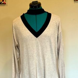 Vince Camuto Choker Style Sweater Sz L
